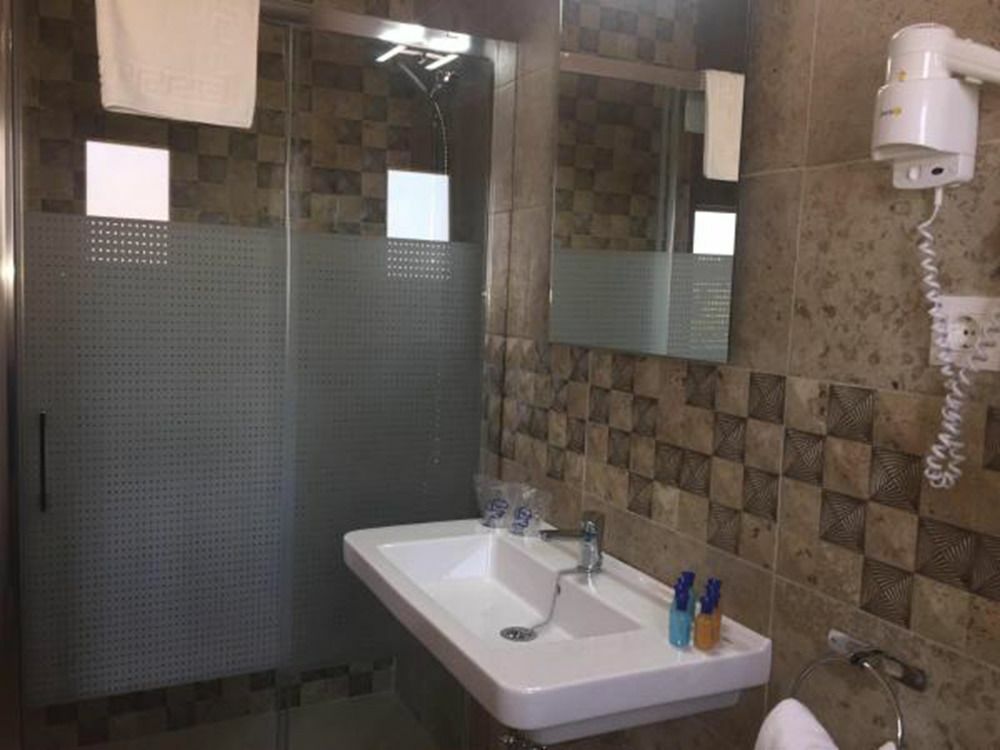 Hotel Almadraba Zahara de los Atunes Bagian luar foto